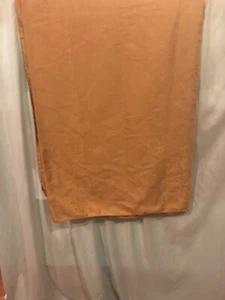 Better Homes Oblong 60" x 102" Tablecloth Paisley Pattern Jacquard Weave GOLD - Picture 1 of 6