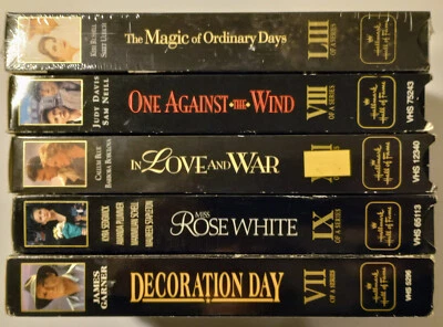 5 VHS lot Hallmark Gold Crown Collector's Edition Love and War Decoration Day + Foto 1 de 4