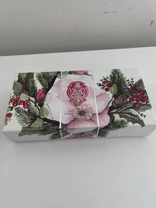 Hand Milled Soap-La Florentina - Rose Scented Set/3 Bars 5.3oz ea Sealed Giftset - Picture 1 of 7