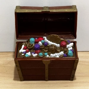 Cofre del tesoro SOLO de Disney Hasbro Return to Neverland Muñeca Peter Pan - Imagen 1 de 15