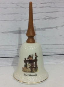 Hummel Goebel Glocke Feathered Friends Holzgriff - Bild 1 von 12