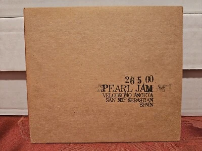 CD - Pearl Jam - San Sebastian, Spain 5/26/00 Bootleg 2000 Anoeta Velodrome - Imagem 1 de 2