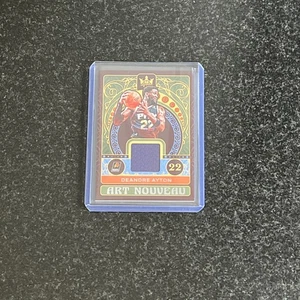 Deandre Ayton Art Nouveau Worn Patch Panini Court Kings 2022-23 Suns AN-DAP - Bild 1 von 3