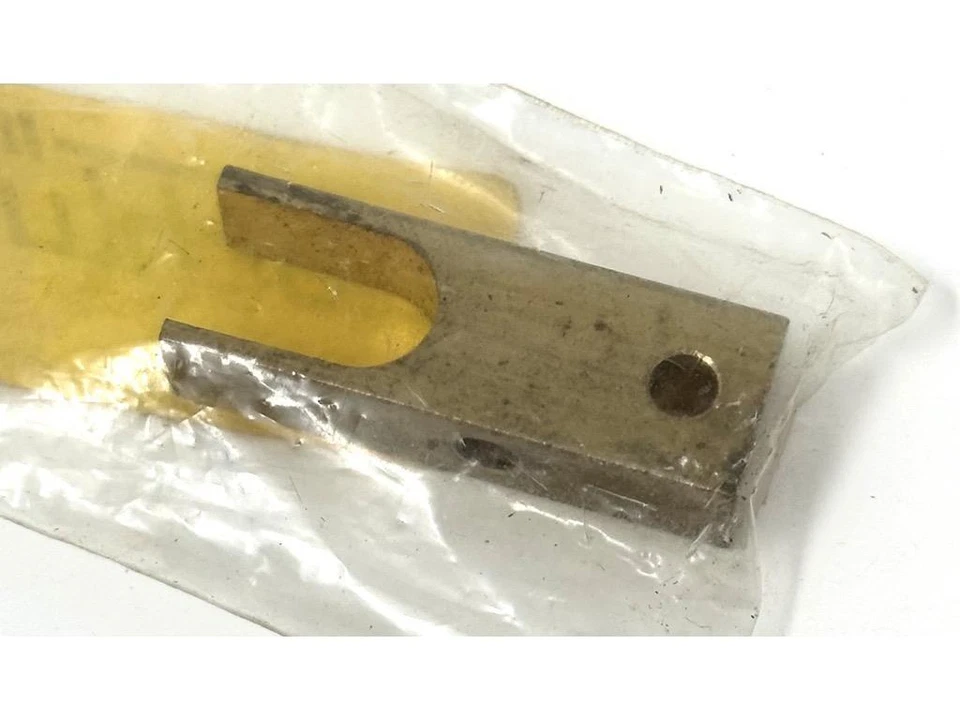 Robbe Flatter Scharnier : S-0534 - Bild 1 von 1