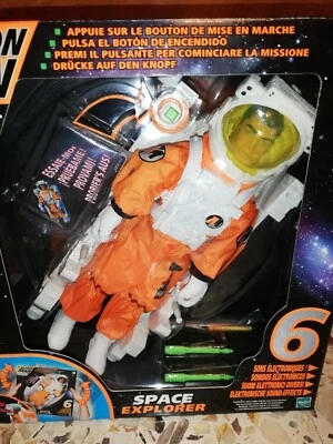 ACTION MAN SNODABLE FIGURES SPACE EXPLORER ELECTRONIC SOUND MISB 90's rare - Immagine 1 di 4