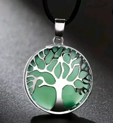 Collar colgante piedra aventurina verde. Árbol de la vida. Foto 1 de 4