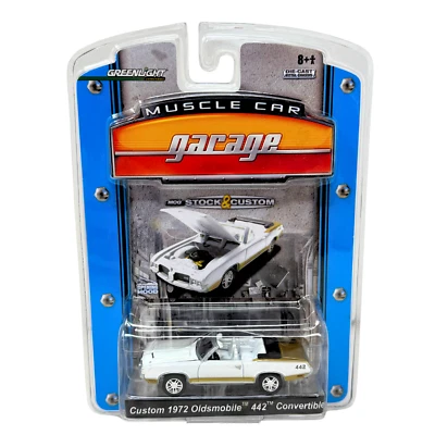 Greenlight Muscle Car Garage Custom 1972 Oldsmobile 442 Convertible 1:64 Diecast - Image 1 of 3