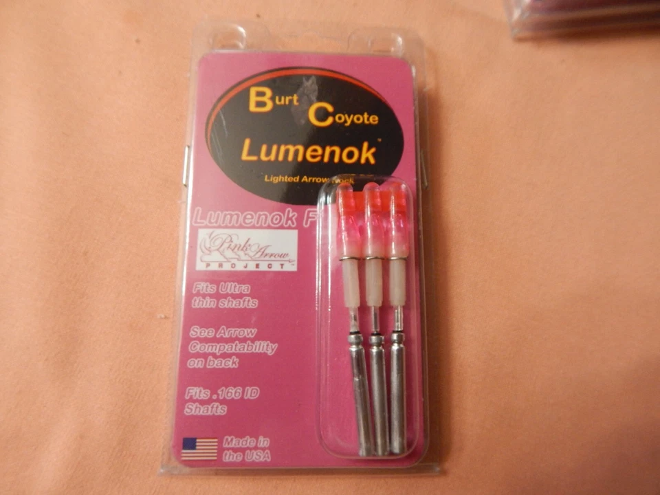 NEW Burt Coyote Lumenok Lighted F Nocks: 3pk: Pink F3P: Fits .166" ID Shafts - Image 1 of 4