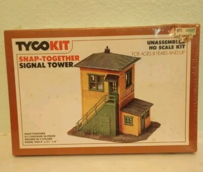 TycoKIT Snap Together Signal Tower Ho Scale Kit - Image 1 of 2
