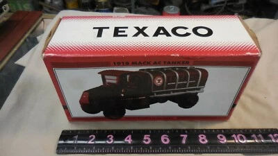 TEXACO #24 1918 MACK AC TANKER TRUCK 2007 DIECAST ERTL BANK #21841 SPECIAL ED. - Image 1 of 4