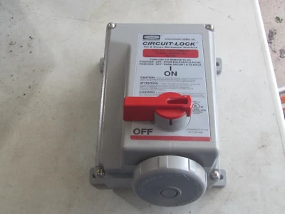 Hubbell Mechanical Interlock (HBL430MI7W) 3 Pole •  4 Wire • 30A • 480VAC • 15HP - Image 1 of 4