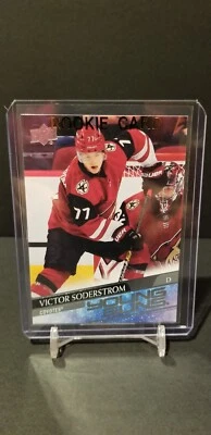 2020-21 Upper Deck Young Guns Rookie RC Victor Soderstrom #221 Arizona Coyotes - Image 1 of 4