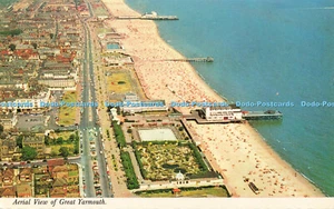 R685734 Aerial View of Great Yarmouth. D. Constance - Picture 1 of 4