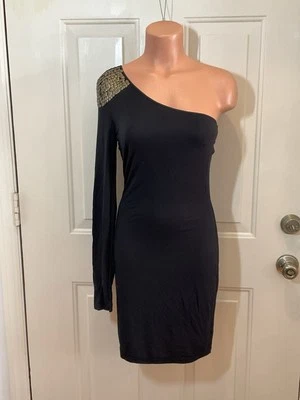 ARK & CO., Talla Med, Vestido Negro Ajustado, Un Hombro con Acento Metálico y Manga Larga Foto 1 de 4