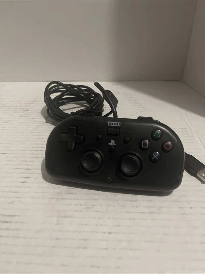 Hori Mini Wired Gamepad Controller PS4-100U for PlayStation 4 PS4 Black Tested - Image 1 of 4