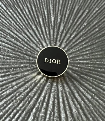 Dior Metal Button 20mm  - Image 1 of 2