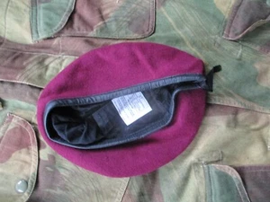 FALLSCHIRMJÄGER REGIMENT & LUFTLANDETRUPPEN Ausgabe MAROON BASKENMÜTZE Lederband 57CM gebraucht - Bild 1 von 12