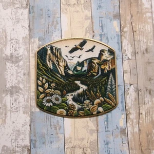 Yosemite National Park Patch Embroidered Iron-On Applique Outdoor Nature Badge - Picture 1 of 10