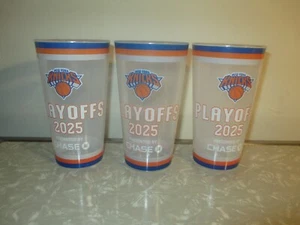 (3) NY Knicks 2025 Playoff Gedenk Souvenir Soda Bier Becher! SAUBER 20 oz - Bild 1 von 6