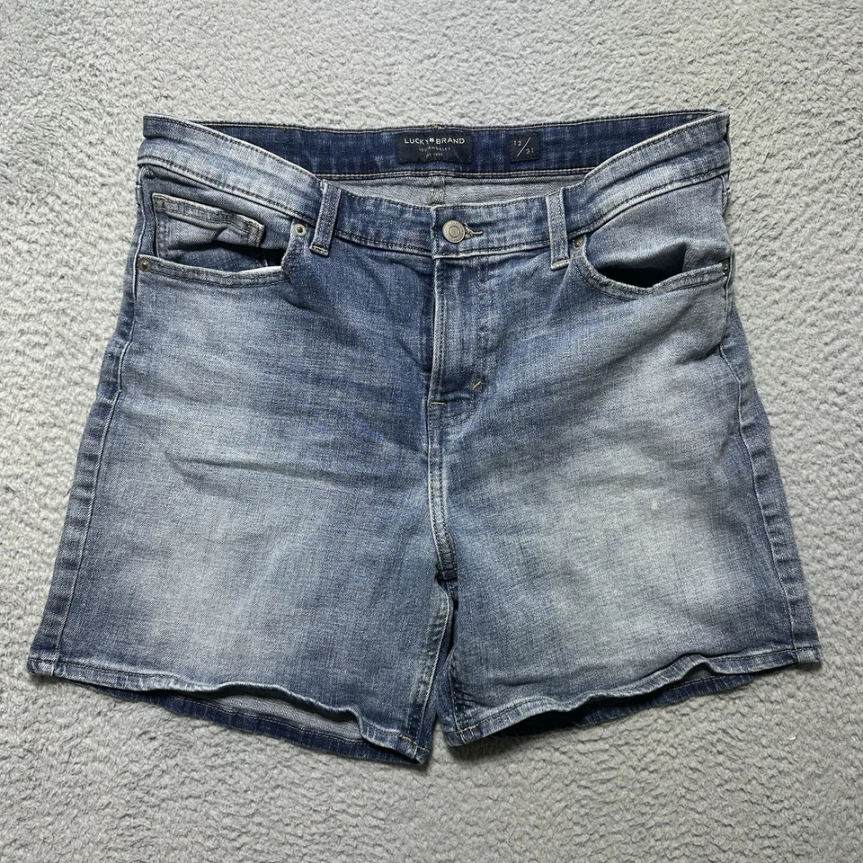 Pantalones cortos de mezclilla de tiro medio Lucky Brand Light Wash Ava talla 12/31 Western Cowgirl Foto 1 de 4