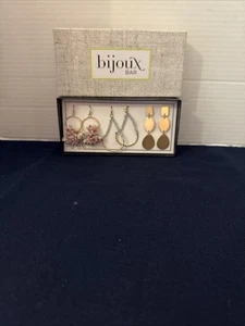 BIJOUX BAR Ohrringe 3er Set durchbohrt goldfarben Hänger - Bild 1 von 10