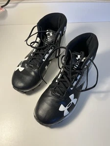Under Armour Football Cleats - Picture 1 of 3
