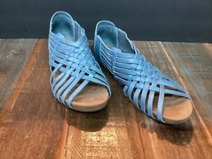 Chocolat Blu Viva blue Leather Woven Strappy Sandals flats sz 9 - Picture 1 of 12