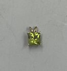 10K Solid Yellow Gold Square Cut Peridot Necklace Pendant Charm Fine
