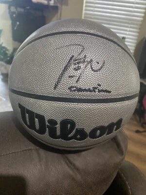 Баскетбольный мяч с автографом Дэмиана Лилларда из платинового издания Wilson «Dametime» - Изображение 1 из 3