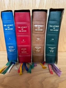 1975 The Liturgy of The Hours Books 1-4 Ordinary Time Advent Lenten Season ID122 - Bild 1 von 5