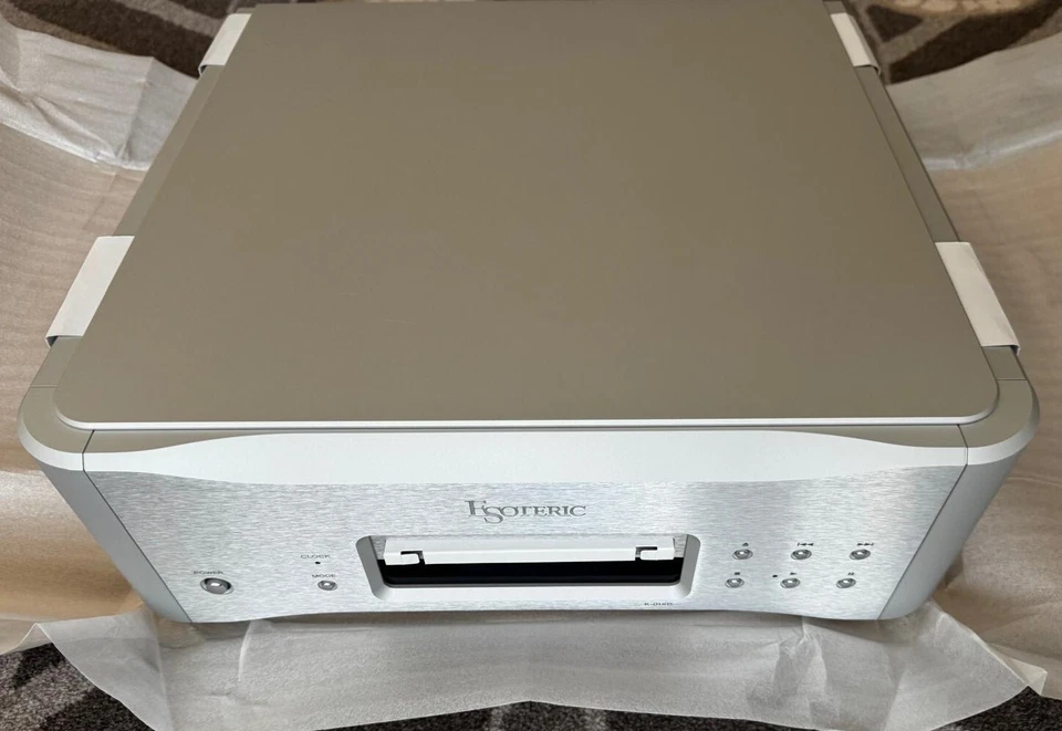 Esoteric Esoteric K01XD - Like new SACD player - Bild 1 von 4