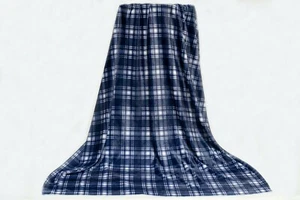 Navy Blue Plaid Mircofleece Throw Blanket 50"x60" - Picture 1 of 1