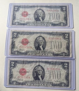 US Three 1928 D, $2 Bills, Red Seal - Picture 1 of 2