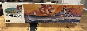 1977 Revell USS Missouri H-301 Model Kit U.S Navy Battleship - Picture 1 of 13