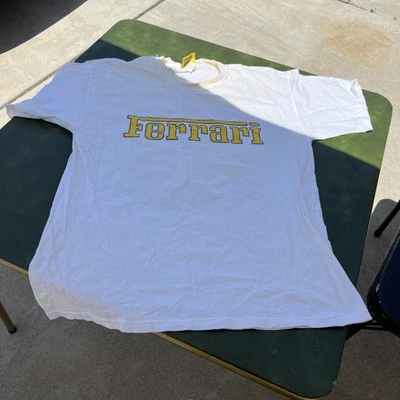 复古 Ferrari 1996 Man T 恤大号 — 第 1/4 张图片