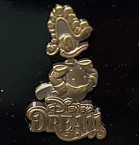Disney Cruise Line Dream Admiral Donald Duck (Pin Trading Around World, 2010) - Imagen 1 de 9