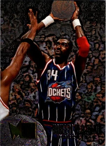 Hakeem Olajuwon 1995 Metal #154 Basketball Card - Picture 1 of 2