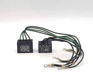 Condensador Okaya 3XYG 1003 con protector contra sobretensiones R-A-V-781BXZ-2A - Imagen 1 de 5