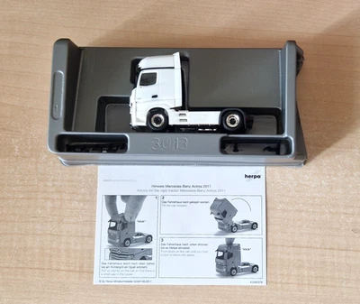 Herpa 301664-004 MB ACTROS 1861 11 trattore stradale neutro bianco con  1:87 OVP - Immagine 1 di 4