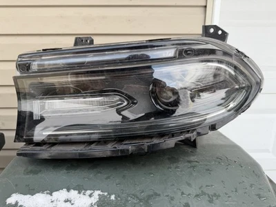 ¡Completo! Faro delantero izquierdo izquierdo Dodge Charger 2015-2021 conductor xenón HID fabricante de equipos originales Foto 1 de 4
