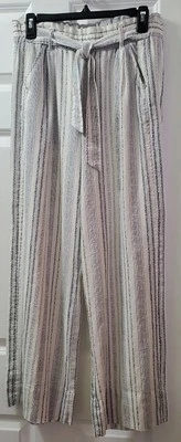 Pantalones para mujer JOLT de pierna media ancha mezcla de lino a rayas Foto 1 de 4