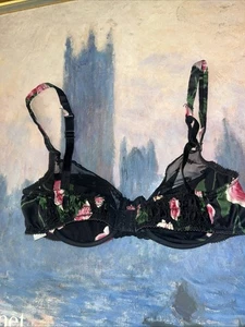 Vintage Valentino Intimo  Bra Satin  Size 36C - Picture 1 of 15