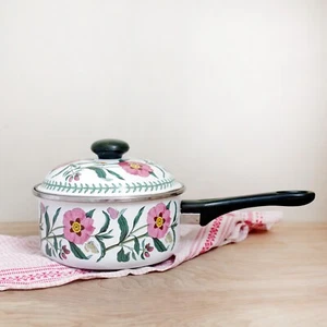 Portmeirion Botanic Garden Covered 2Q Enameled Saucepan Susan Williams-Ellis - Picture 1 of 9