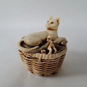 Harmony Kingdom Figurenkiste Katzenwiege Too Katze 2 Kätzchen 1997 - Bild 1 von 7