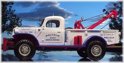 Camión de remolque Dodge Power Wagon 1946 GULF Malcolm Station 19-2473 sin usar, en caja FG escala 1/30 Foto 1 de 4