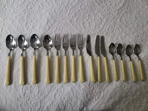 Gibson Flatware 15 Piece Set Yellow Plastic Handles MCM China - Picture 1 of 8