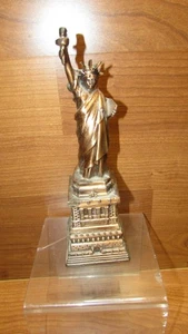 Vintage FREIHEITSSTATUE Münzbank aus kupferfarbenem Metall. 10 cm groß. - Bild 1 von 6
