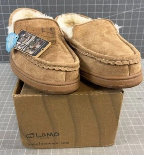 Men's LAMO Harrison Chestnut Moccasin Size 11 US Slip-On