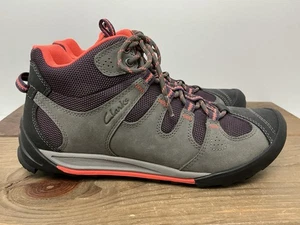 Clarks Hiking Boots Outlay North Mid Women Size 9.5 Nubuck Gray Orange Excellent - Picture 1 of 11