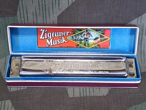Armónica alemana Zigeuner-Musik C vintage de los años 30 y 40 en caja Segunda Guerra Mundial nuevo stock antiguo - Imagen 1 de 10